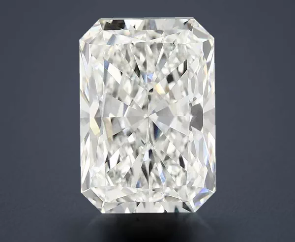 4.39 Carat · F · VS1 Rare Carat Ideal Cut