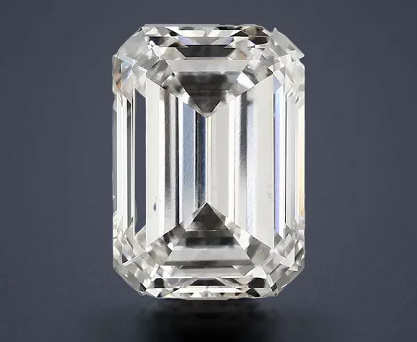 3.73 Carat · F · VS2 Rare Carat Ideal Cut
