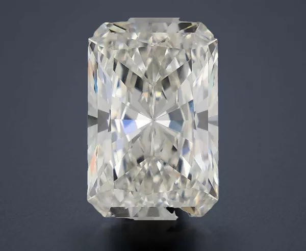 4.51 Carat · G · VS1 Rare Carat Ideal Cut