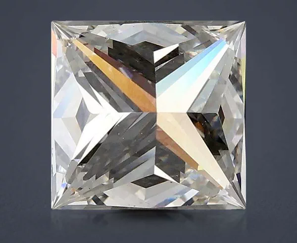 2.52 Carat · H · VS1 Rare Carat Ideal Cut