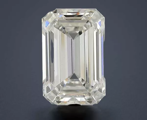 5.21 Carat · G · VS1 Rare Carat Ideal Cut