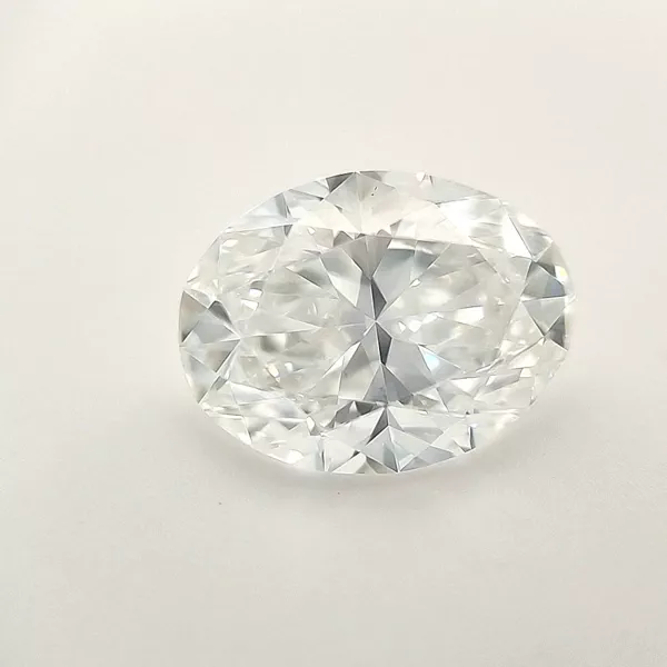 5.01 Carat · F · VS2 Rare Carat Ideal Cut