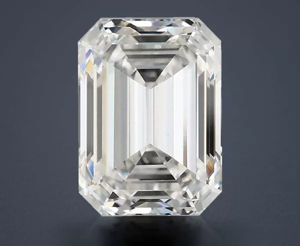 3.19 Carat · E · VS1 Rare Carat Ideal Cut