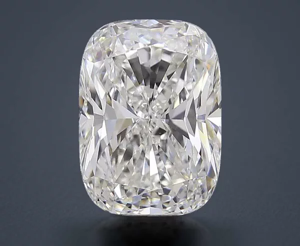 2.85 Carat · F · VS1 Rare Carat Ideal Cut