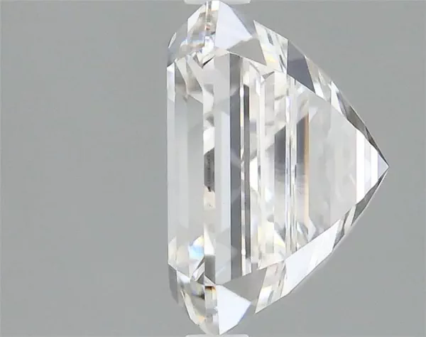 5.02 Carat · F · VVS2 very good Cut