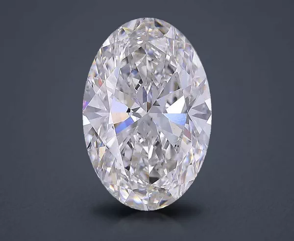 4.83 Carat · G · VS2 Rare Carat Ideal Cut