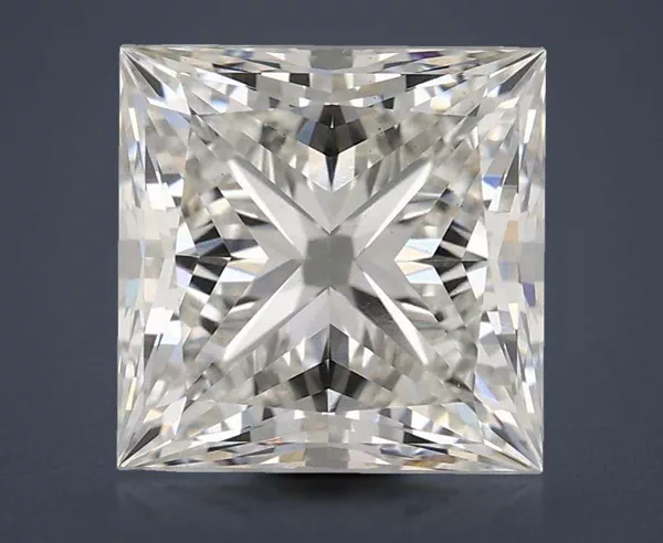 3.12 Carat · G · VS1 Rare Carat Ideal Cut