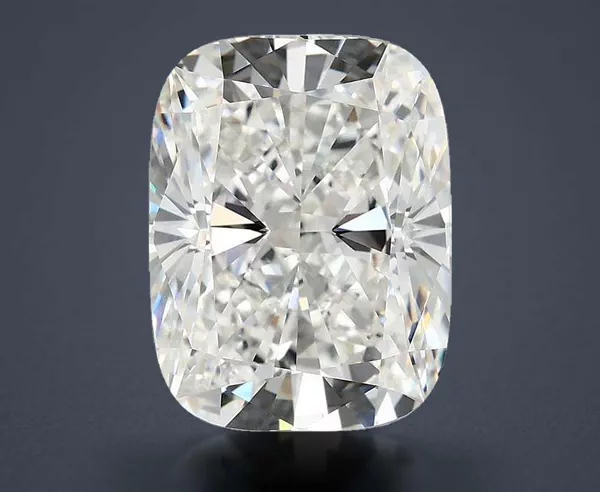 5.13 Carat · F · VVS2 Rare Carat Ideal Cut