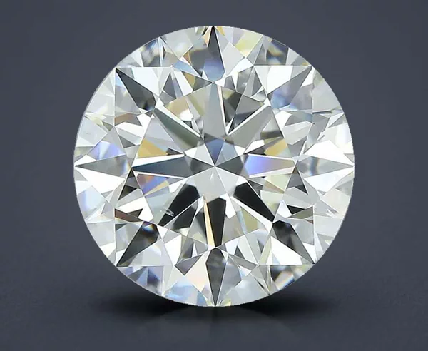 7.02 Carat · K · VS2 Rare Carat Ideal Cut