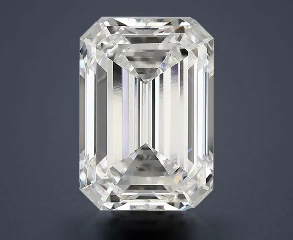 6.02 Carat · F · VS1 Rare Carat Ideal Cut