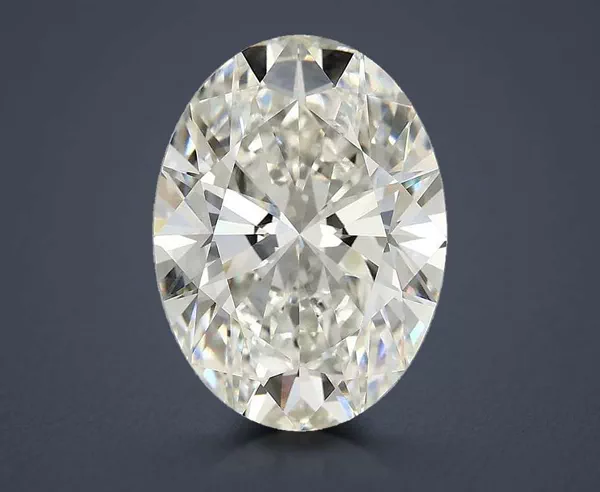 4.61 Carat · G · VS1 Rare Carat Ideal Cut