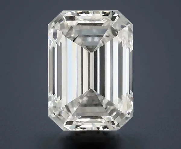 3.16 Carat · E · VS1 Rare Carat Ideal Cut