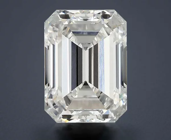 3.03 Carat · E · VS2 Rare Carat Ideal Cut