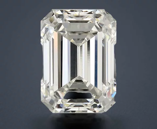 3.45 Carat · F · VS1 Rare Carat Ideal Cut