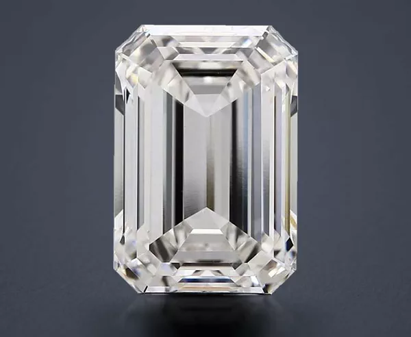 4.23 Carat · H · VVS2 Rare Carat Ideal Cut