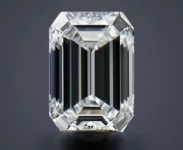 3 Carat · E · VVS2 Rare Carat Ideal Cut