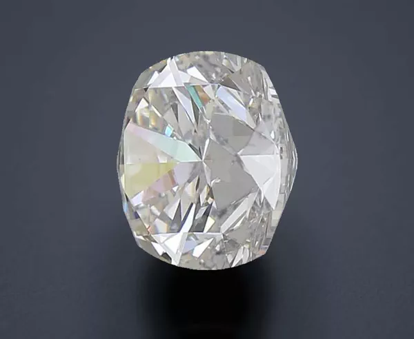 3.77 Carat · G · VS1 Rare Carat Ideal Cut