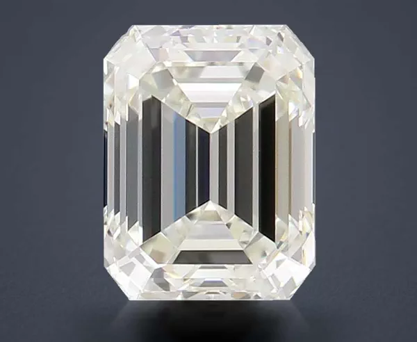 0.7 Carat · J · VVS1 very good Cut
