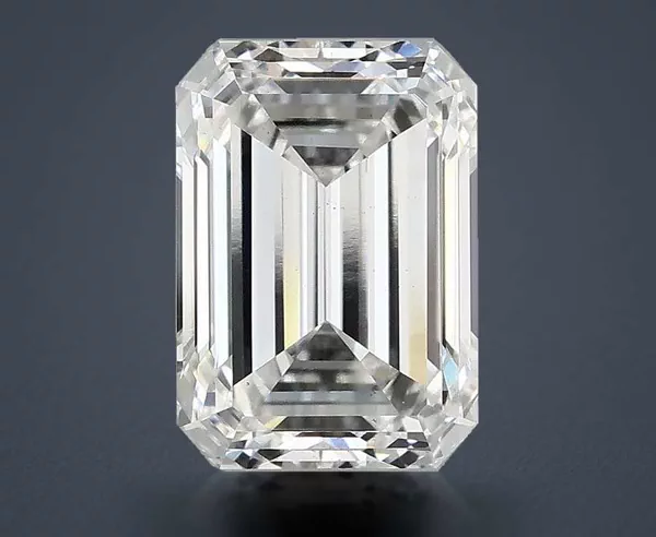 3.5 Carat · E · VS2 Rare Carat Ideal Cut
