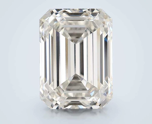 4.57 Carat · G · VS1 Rare Carat Ideal Cut
