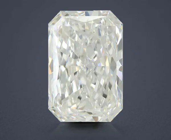 6.22 Carat · F · VVS2 Rare Carat Ideal Cut