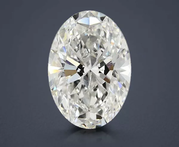 4.07 Carat · G · VS2 Rare Carat Ideal Cut