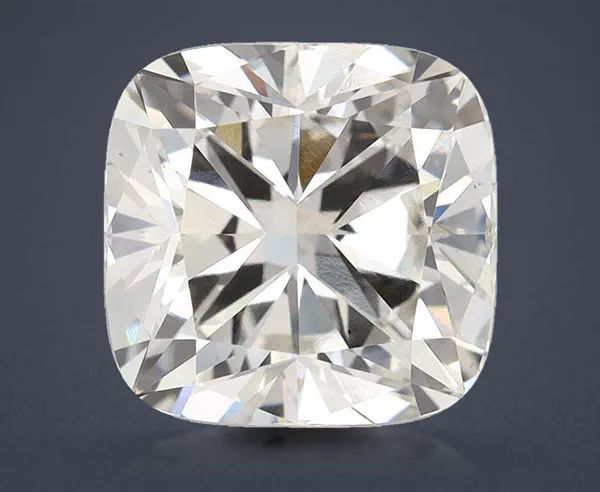 4.6 Carat · G · VS1 Rare Carat Ideal Cut