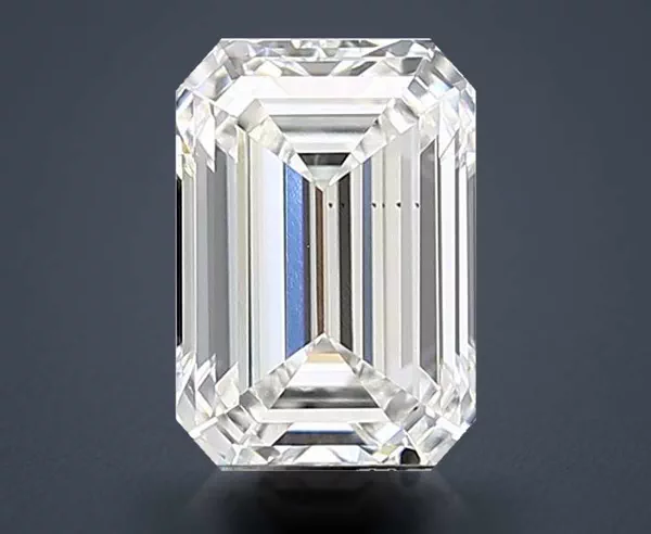 2.07 Carat · F · VS2 Rare Carat Ideal Cut