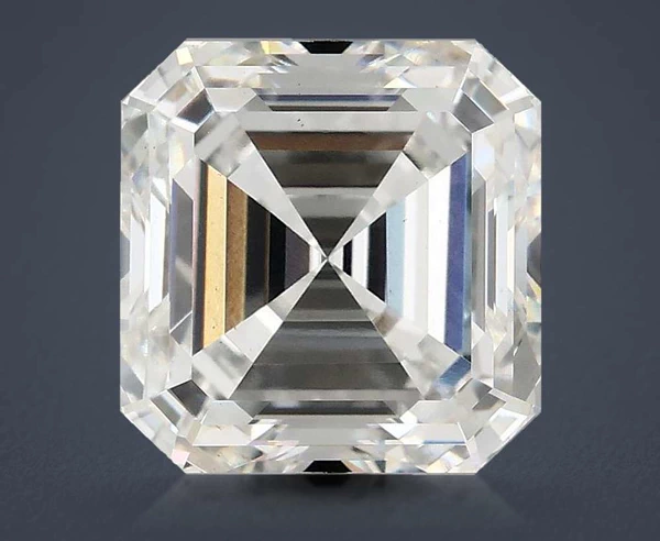 5.05 Carat · F · VS2 Rare Carat Ideal Cut