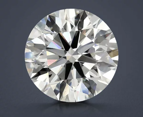 4.87 Carat · G · VS1 Rare Carat Ideal Cut