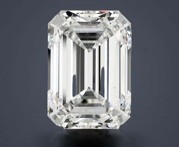 6.09 Carat · D · VS2 Rare Carat Ideal Cut
