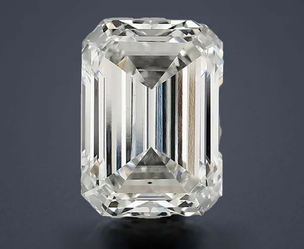 2.58 Carat · G · VS1 Rare Carat Ideal Cut