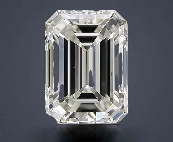 2.43 Carat · G · VS2 Rare Carat Ideal Cut