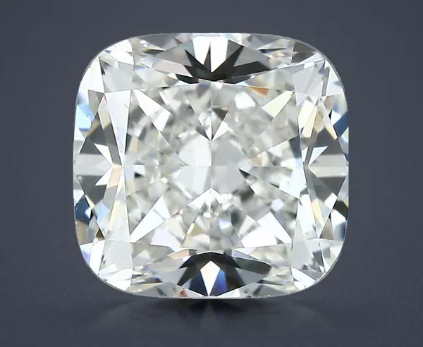 2.01 Carat · H · VS2 Rare Carat Ideal Cut