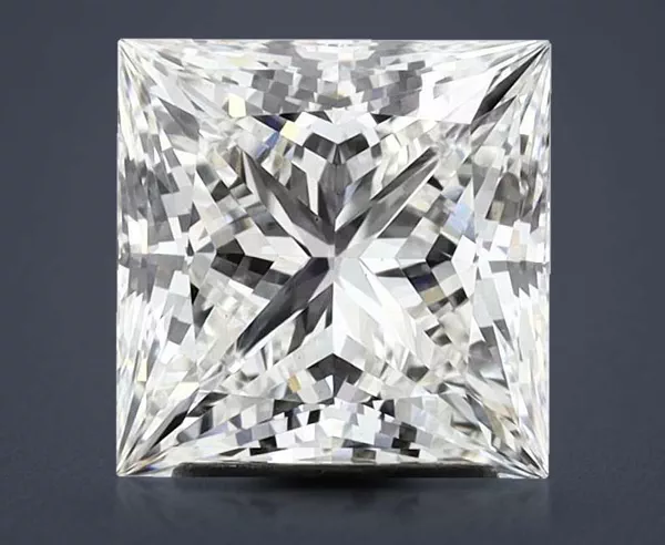 3.3 Carat · G · VS2 Rare Carat Ideal Cut