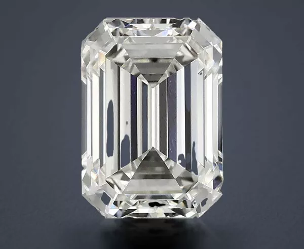 3.18 Carat · G · VVS2 Rare Carat Ideal Cut