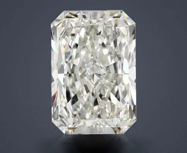 4.85 Carat · G · VS1 Rare Carat Ideal Cut