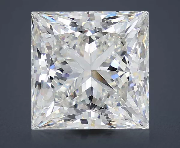 5.04 Carat · G · VS2 Rare Carat Ideal Cut