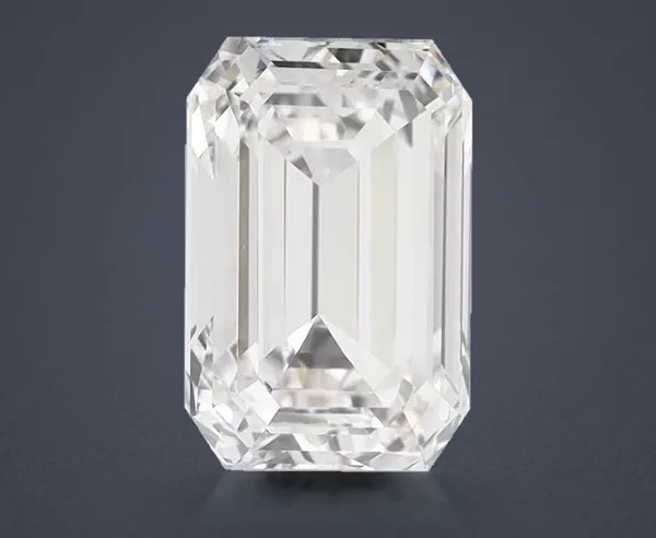 4.21 Carat · E · VVS2 Rare Carat Ideal Cut