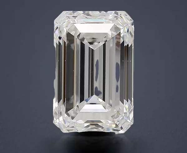 7.01 Carat · E · VS1 Rare Carat Ideal Cut