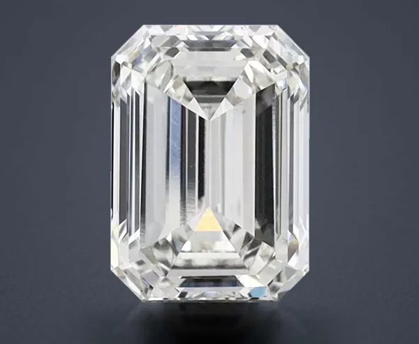 2.21 Carat · G · VVS2 Rare Carat Ideal Cut