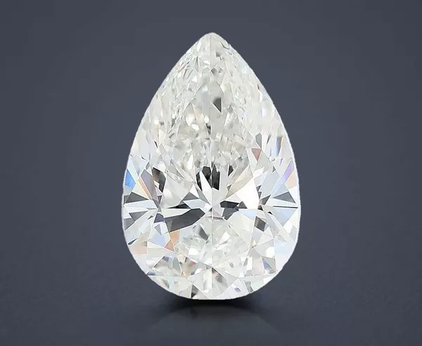 4.77 Carat · G · VVS2 Rare Carat Ideal Cut