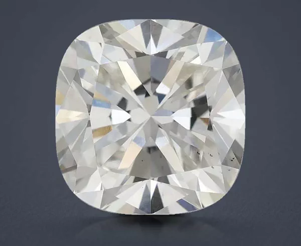2.31 Carat · G · VS1 Rare Carat Ideal Cut