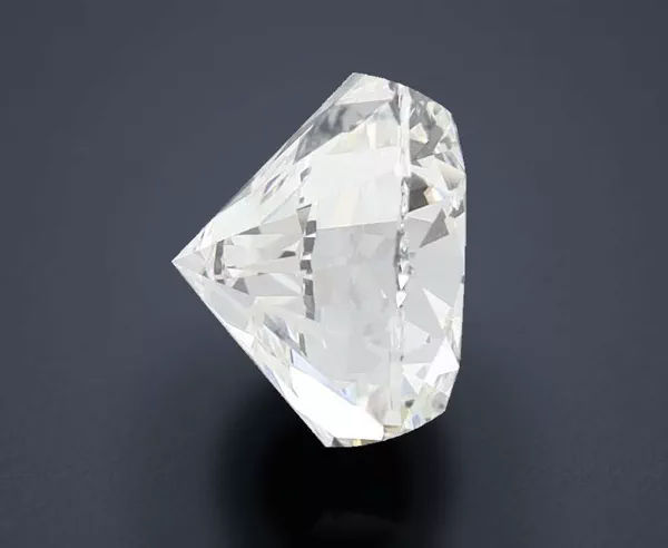 3.68 Carat · E · VVS2 excellent Cut