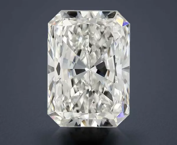 4.02 Carat · G · VVS2 Rare Carat Ideal Cut