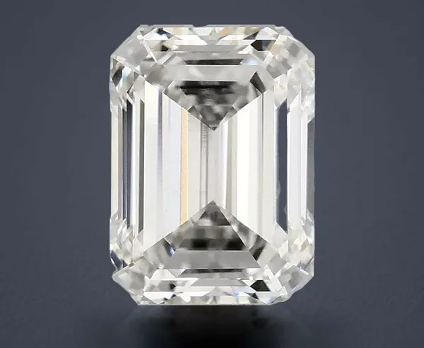 3.1 Carat · G · VVS2 Rare Carat Ideal Cut