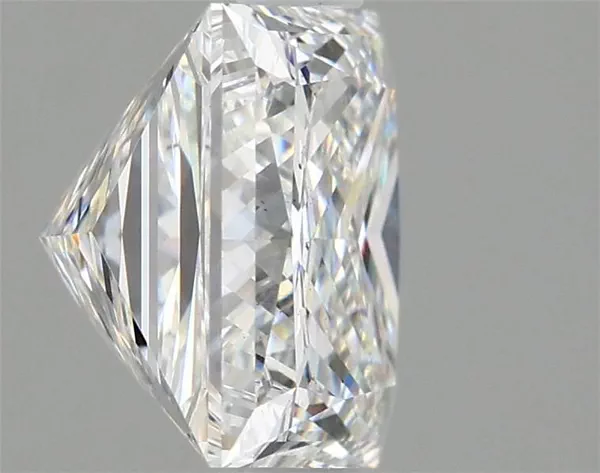 2.82 Carat · E · VS2 Rare Carat Ideal Cut