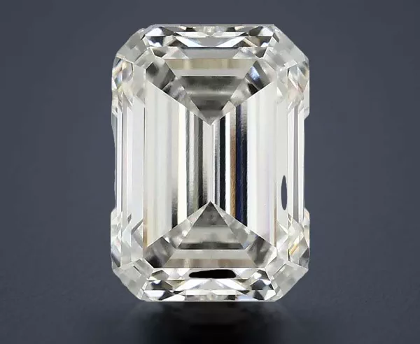 3.37 Carat · F · VS1 Rare Carat Ideal Cut