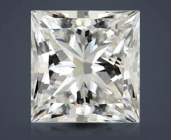 2.89 Carat · F · VS1 Rare Carat Ideal Cut