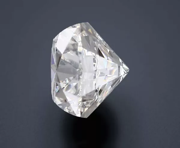 0.85 Carat · E · VVS1 excellent Cut